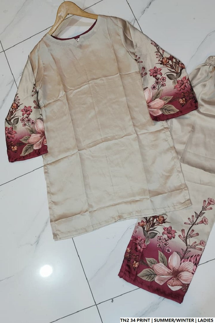Pakistani women's lawn 2-piece printed casual suit detail view