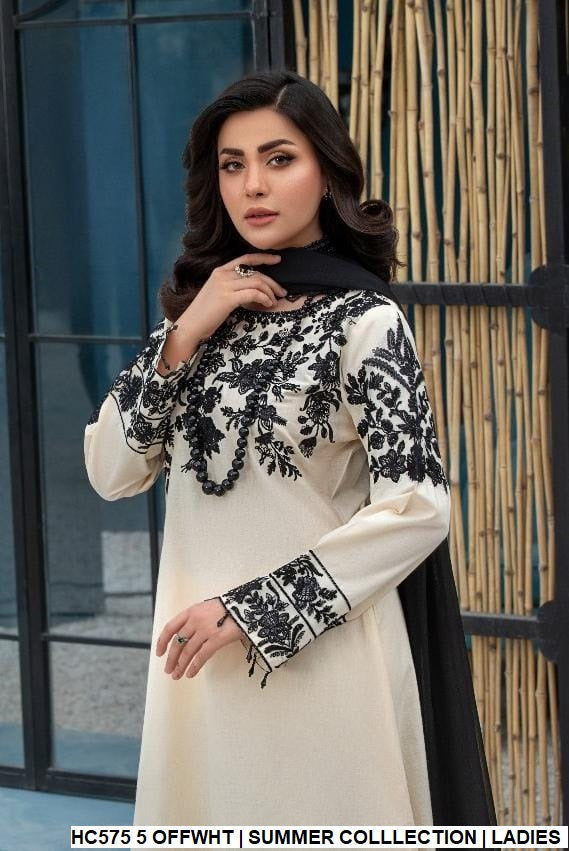 Cotton tail frock HC575 5 - Pakistani women's elegant casual outfit with chiffon dupatta front view