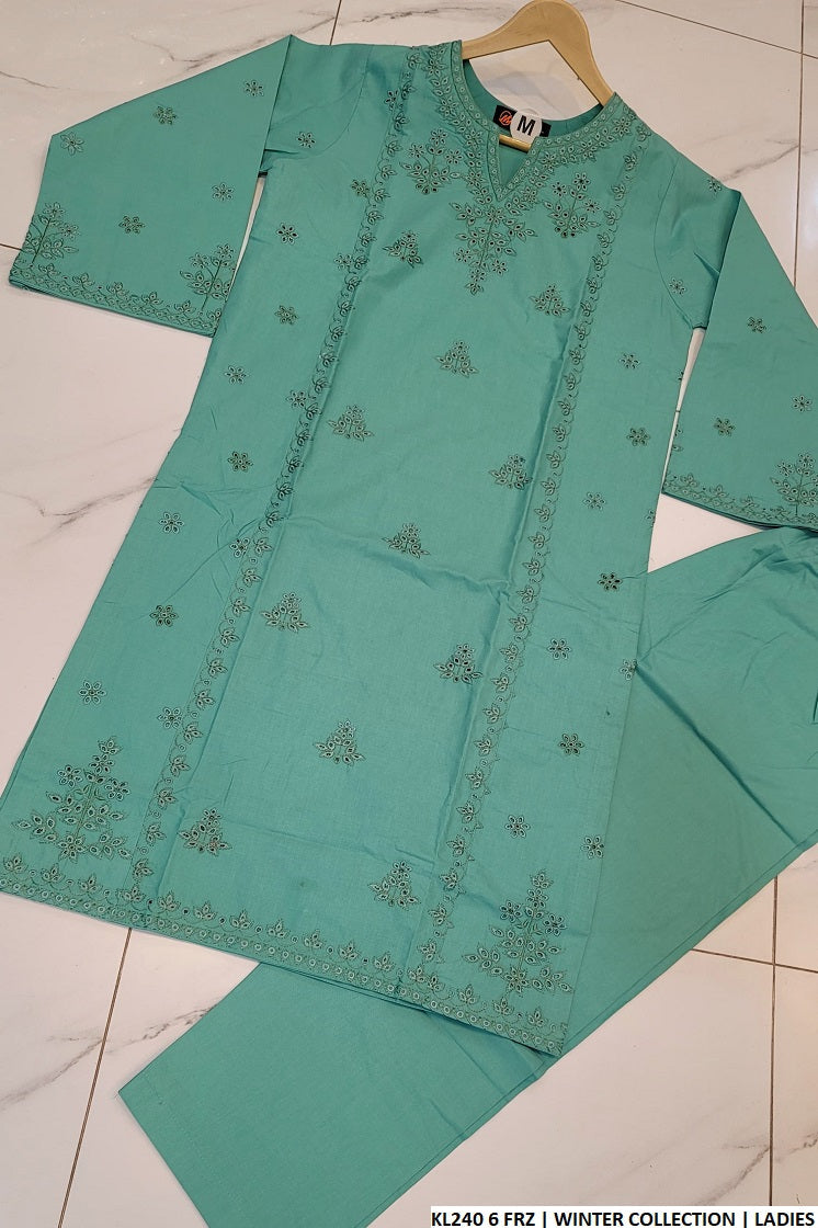 KL240 6 Pakistani women's winter cotton suit with dupatta detail view