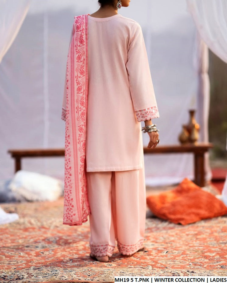 MH19 5 Pakistani women's sulb khaddar winter suit back view