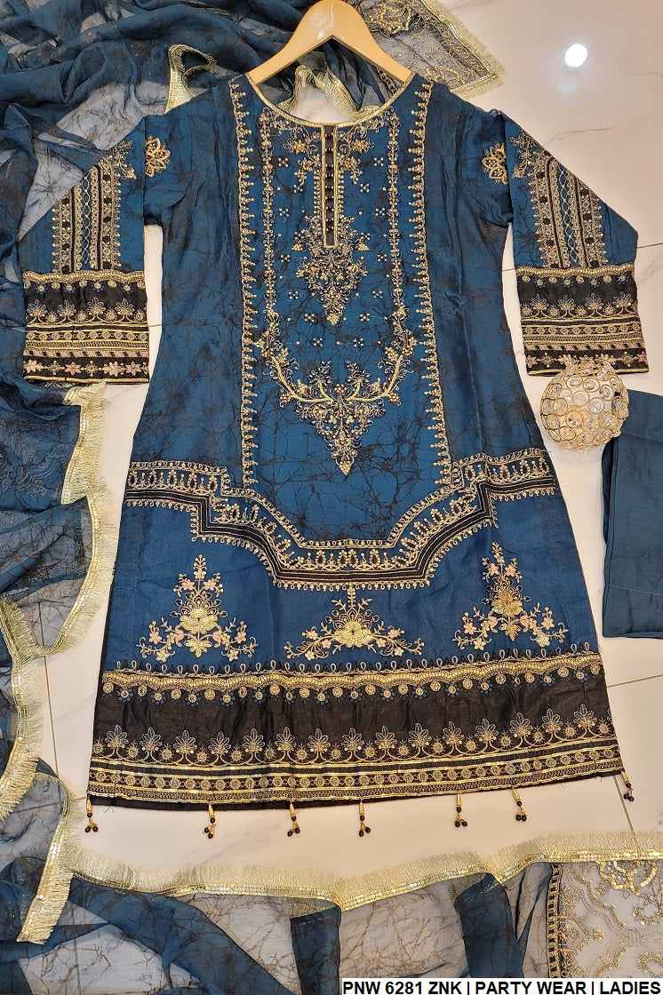 PNW 6281 Pakistani women's chiffon outfit detail view