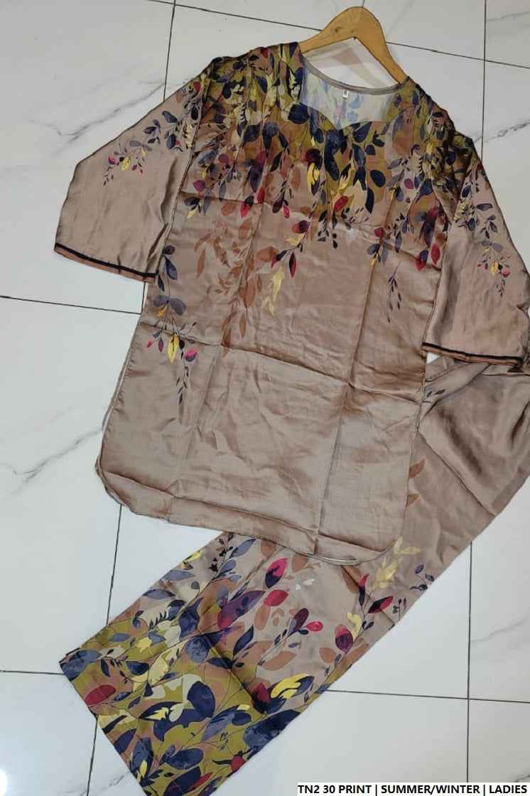 Pakistani women's lawn 2-piece printed casual suit back view