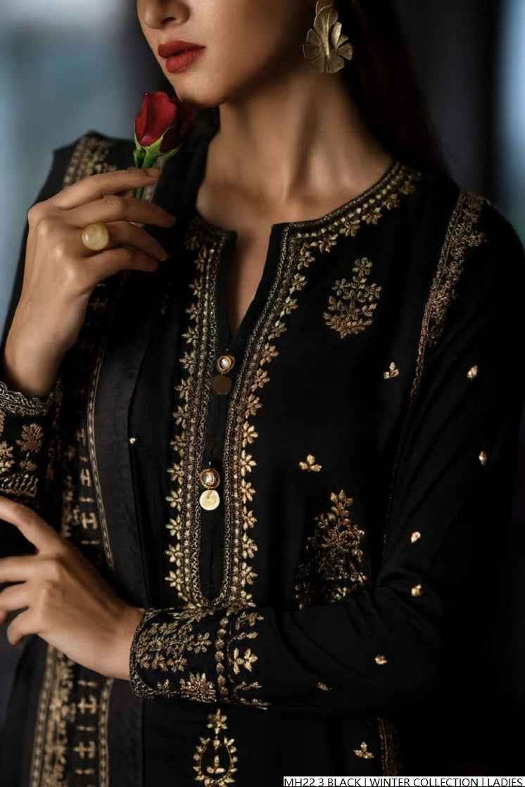Khaddar straight shirt black - Pakistani women's winter 3-piece suit with digital print dupatta front view