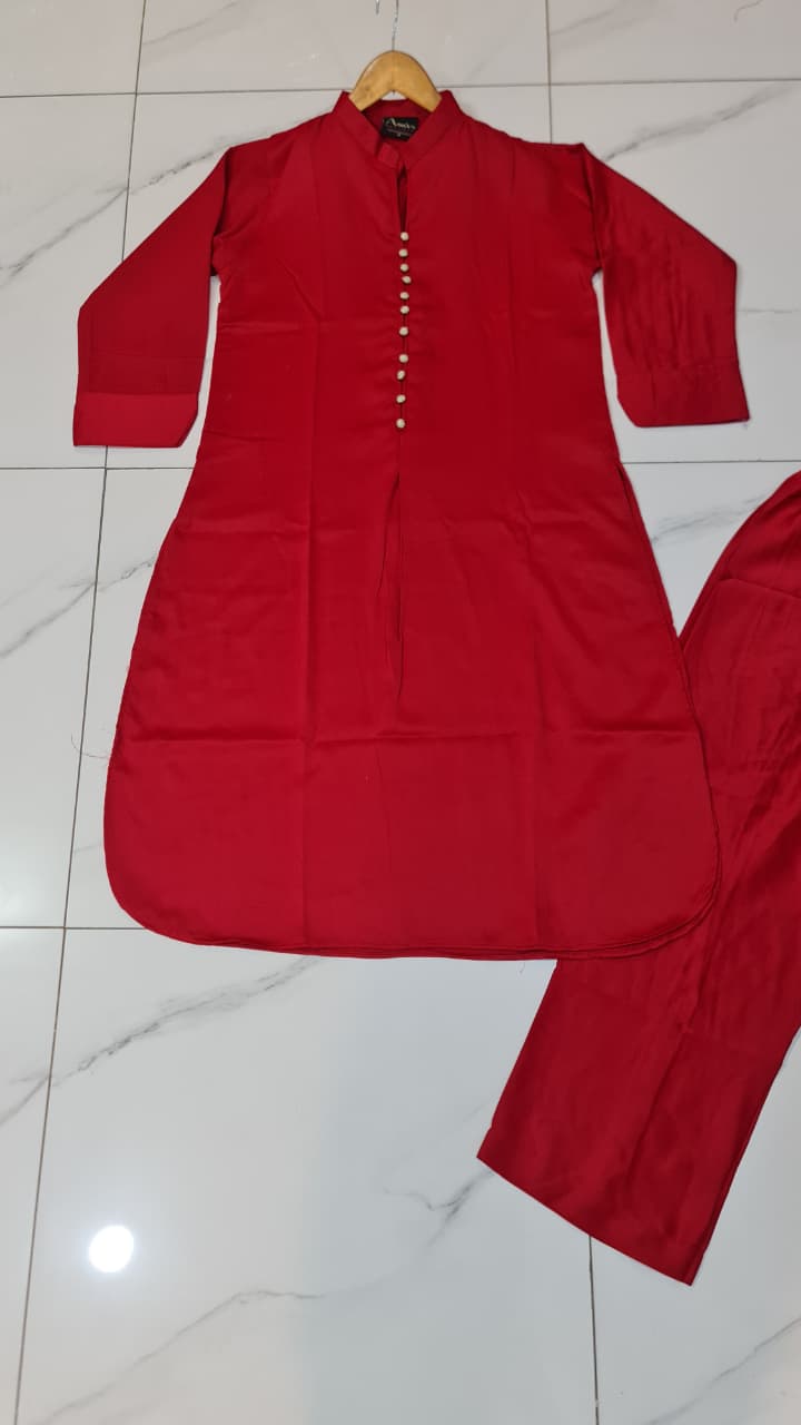 Pakistani women's red lawn 2-piece casual summer suit back view