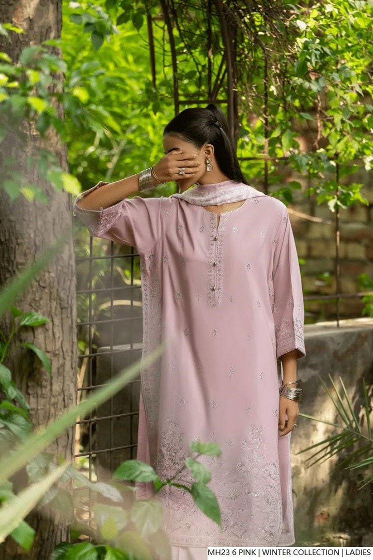 Pakistani women's pink khaddar straight shirt detail view