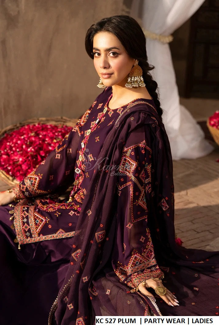 Pakistani women's plum georgette short shirt farshi shalwar detail view
