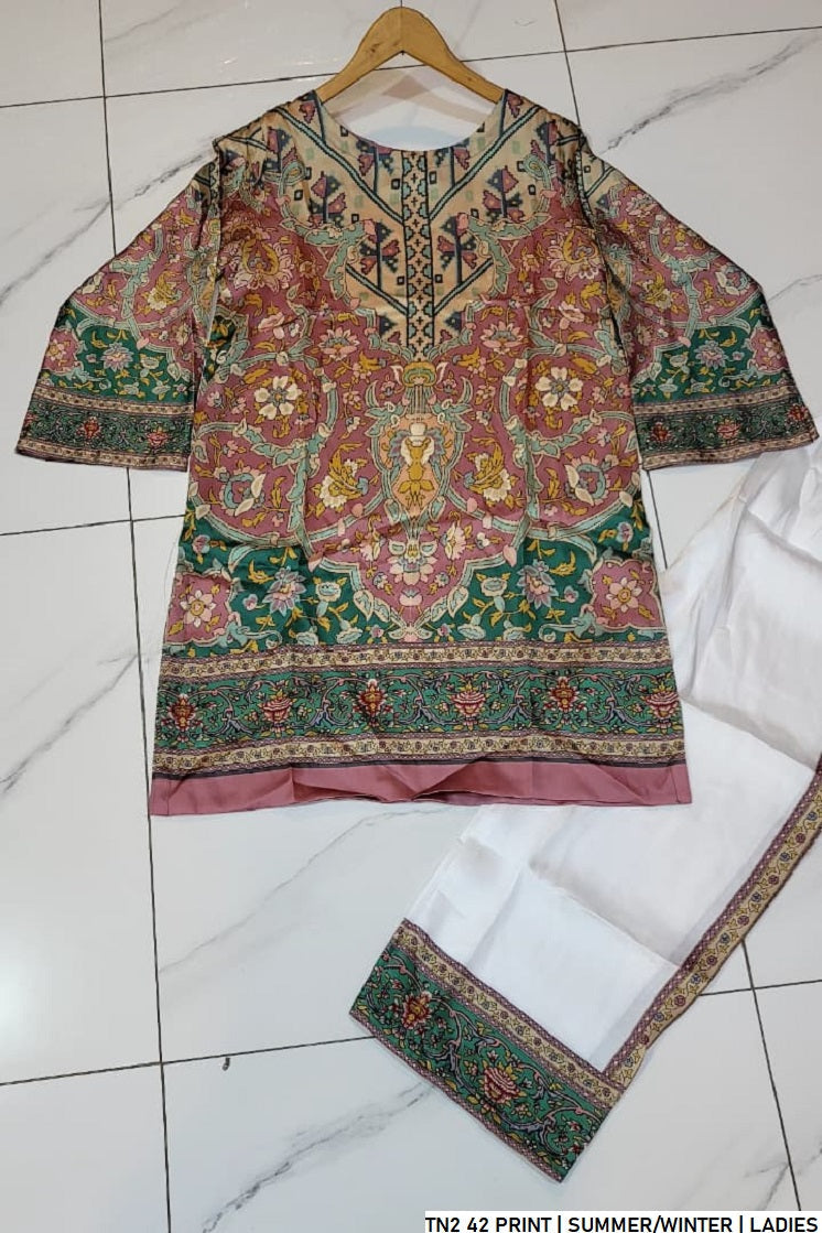 Pakistani women's lawn 2-piece printed casual suit detail view