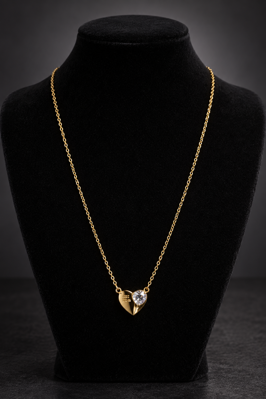 JW24 – Sparkling Heart Gold-Tone Pendant Necklace