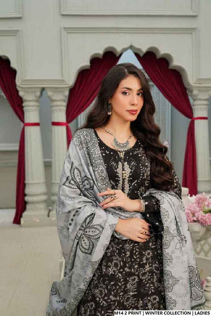 Pakistani women's lawn A-Line printed casual outfit detail view