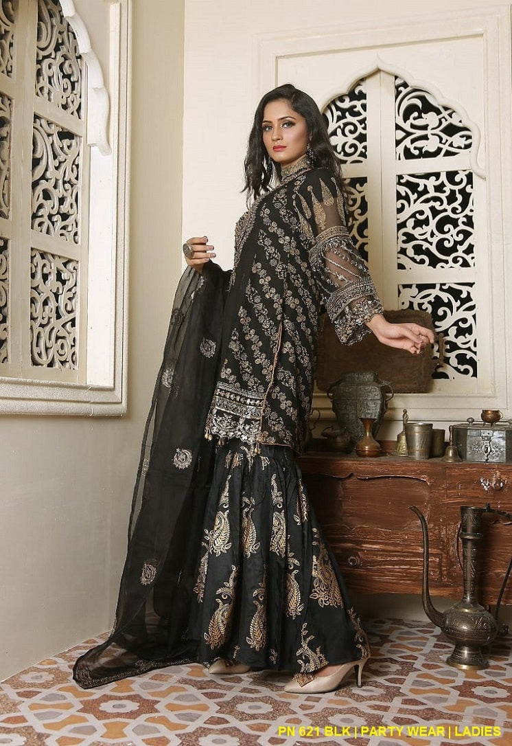 PNW 621 Pakistani women's chiffon shirt gharara detail view