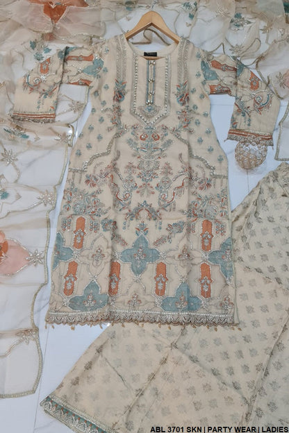 ABL 3701 Pakistani women's organza formal outfit detail view