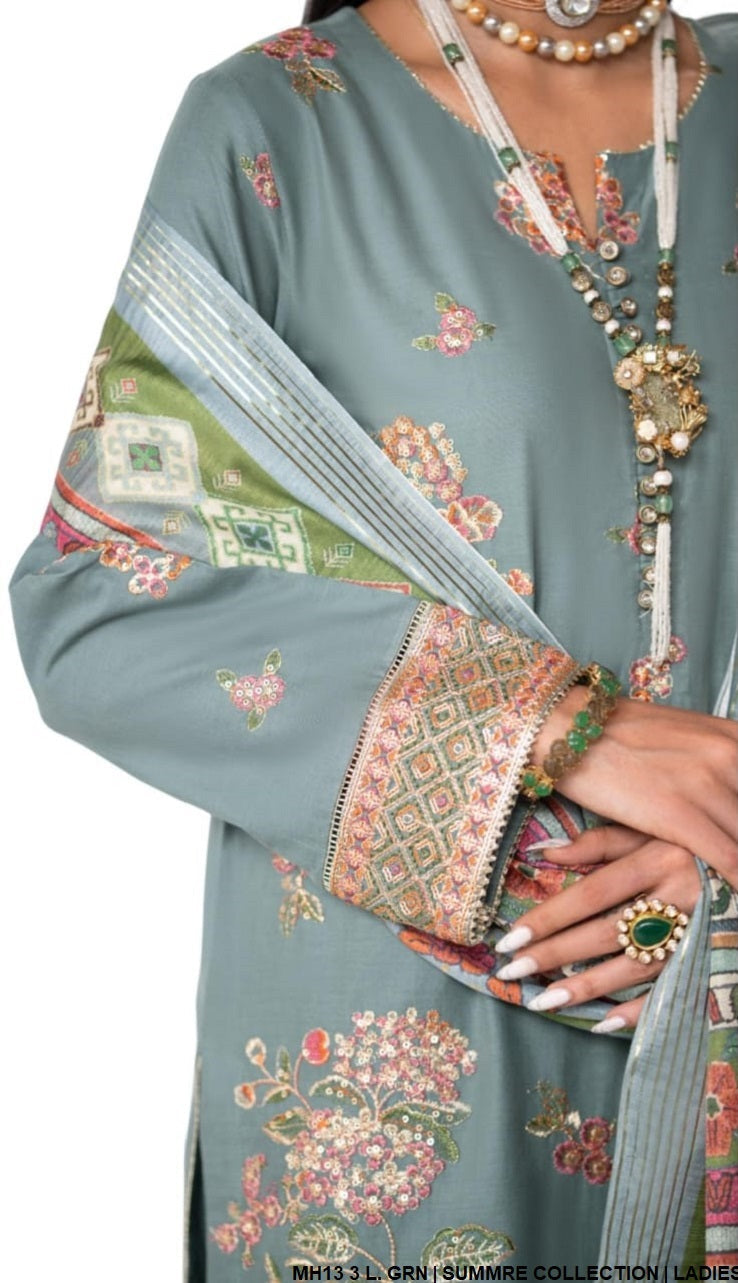 Cotton straight shirt MH13 3 - Pakistani women's casual outfit with digital print dupatta front view