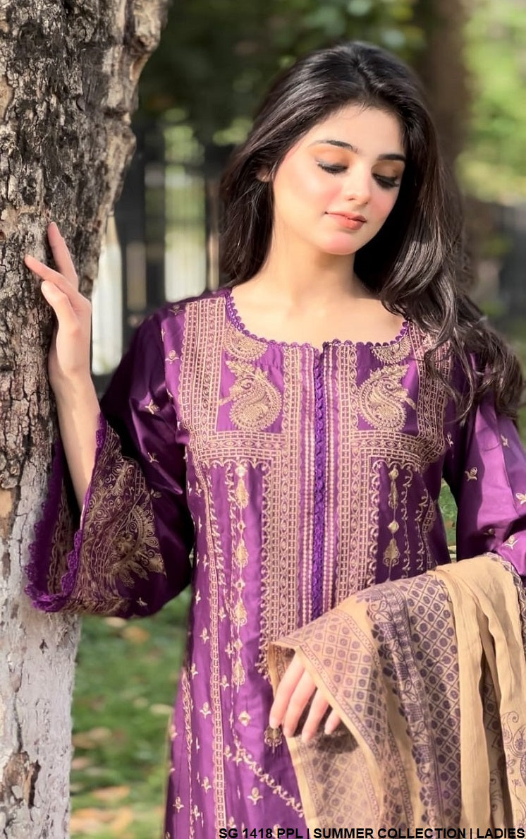 Cotton A-Line shirt SG 1418 - Pakistani women's casual outfit with chiffon dupatta front view