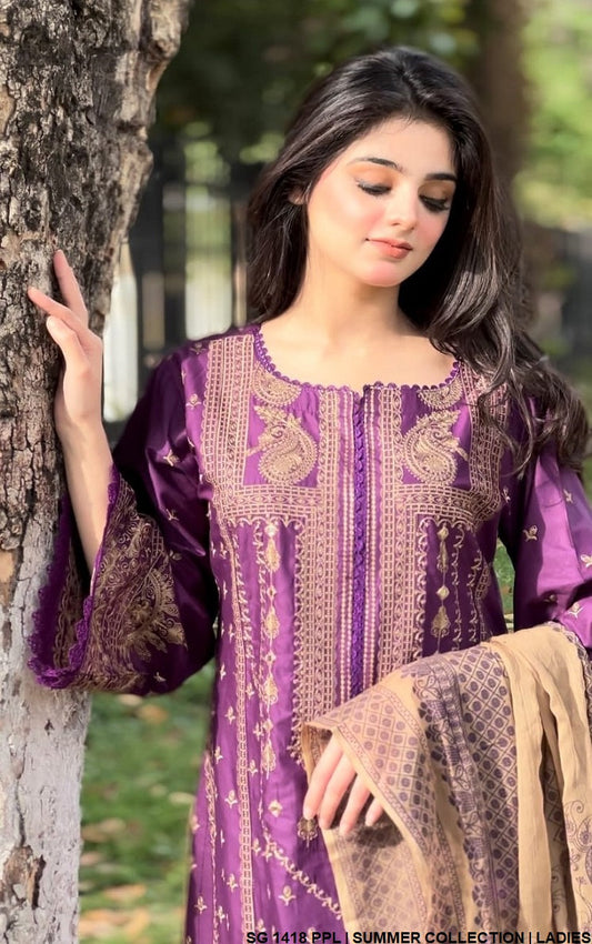 Cotton A-Line shirt SG 1418 - Pakistani women's casual outfit with chiffon dupatta front view