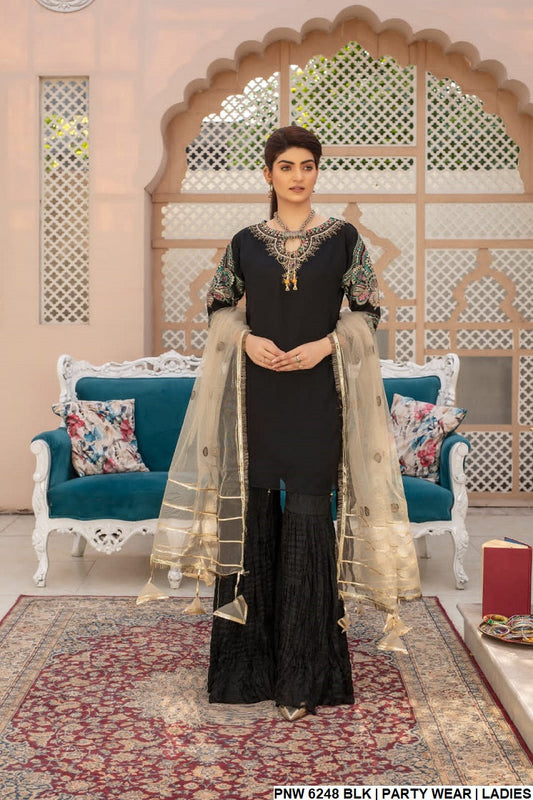 Chiffon short chalk A-Line shirt PNW 6248 - Pakistani women's casual outfit with net dupatta front view
