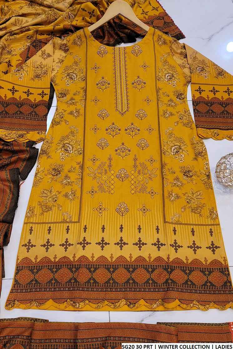 Dhanak straight shirt SG20 30 - Pakistani women's winter suit with digital shawl detail view