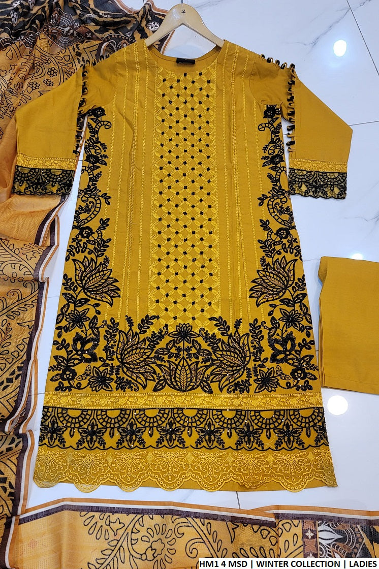 Winter cotton straight shirt ABH1 4 - Pakistani women's warm winter suit with digital printed dupatta front view
