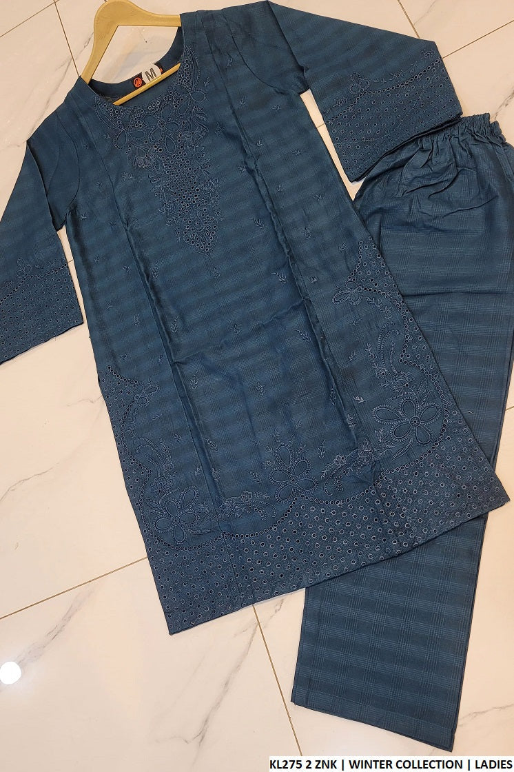 KL275 2 Pakistani women's winter cotton outfit detail view