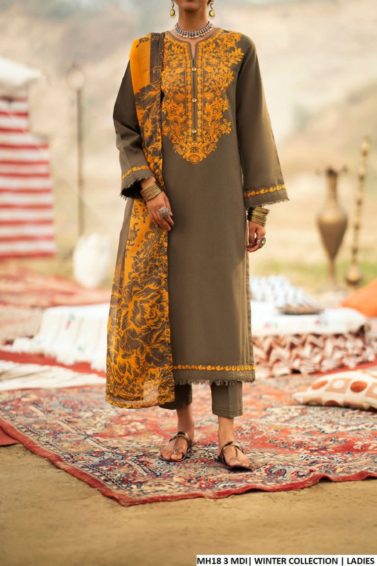 Sulb Khaddar straight shirt MH18 3 - Pakistani women's winter 3-piece suit with digital dupatta front view