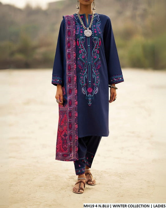Sulb Khaddar gol daman shirt MH19 4 - Pakistani women's winter casual outfit with digital dupatta front view