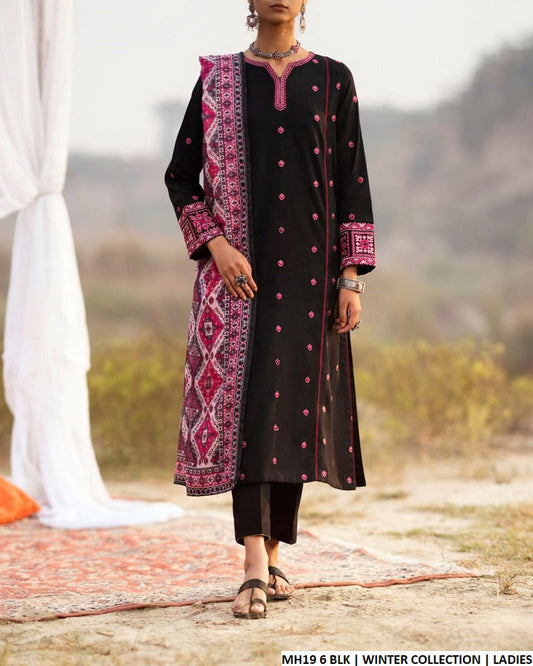 Sulb Khaddar straight shirt MH19 6 - Pakistani women's winter 3-piece suit with digital dupatta front view