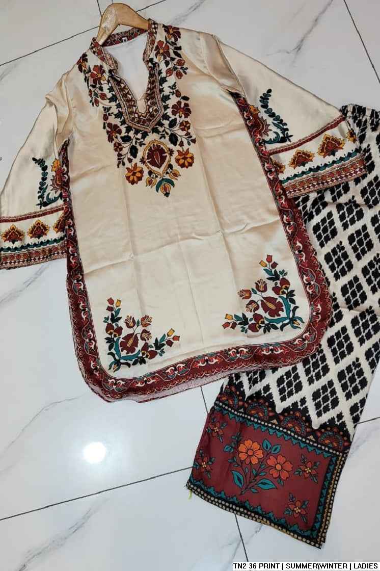 Pakistani women's lawn 2-piece printed casual suit detail view