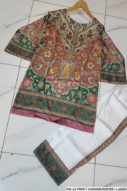 Pakistani women's lawn 2-piece printed casual suit full view