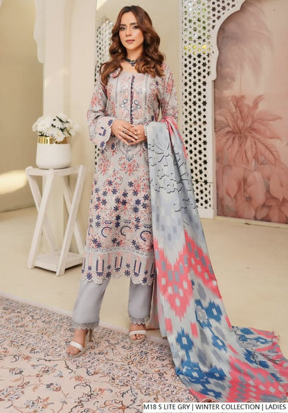 Lawn A-Line shirt light grey - Pakistani women's casual summer outfit with cotton trouser and lawn dupatta front view