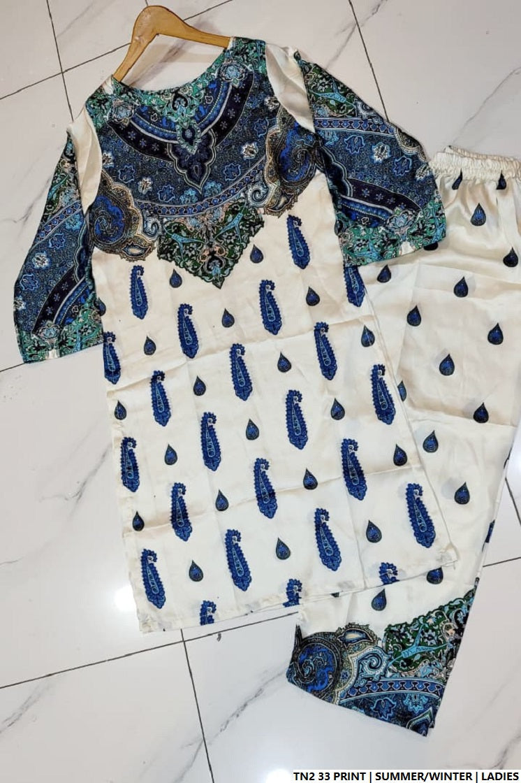 Pakistani women's lawn 2-piece printed casual suit detail view
