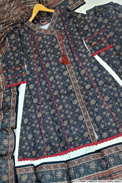 Pakistani women's lawn A-Line printed casual outfit full view