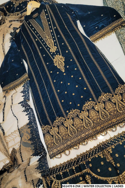 SG1470 6 ZNK Pakistani women's velvet formal outfit detail view