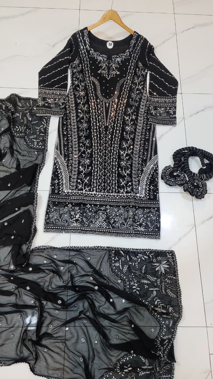 Pakistani women's black organza straight shirt plazo detail view