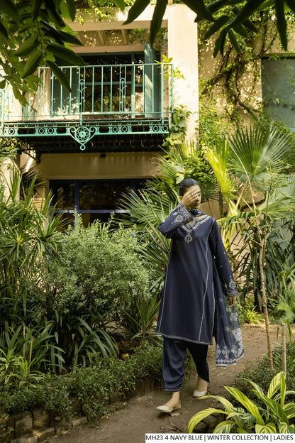 Khaddar straight shirt navy blue - Pakistani women's winter 3-piece suit with digital print dupatta front view