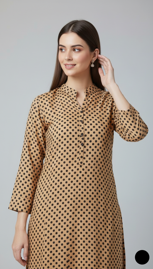 Pakistani women's lawn 2-piece printed casual summer suit side view