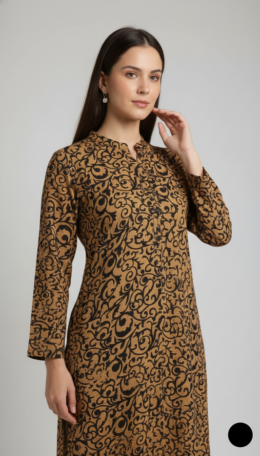 Pakistani women's lawn 2-piece printed casual summer suit side view