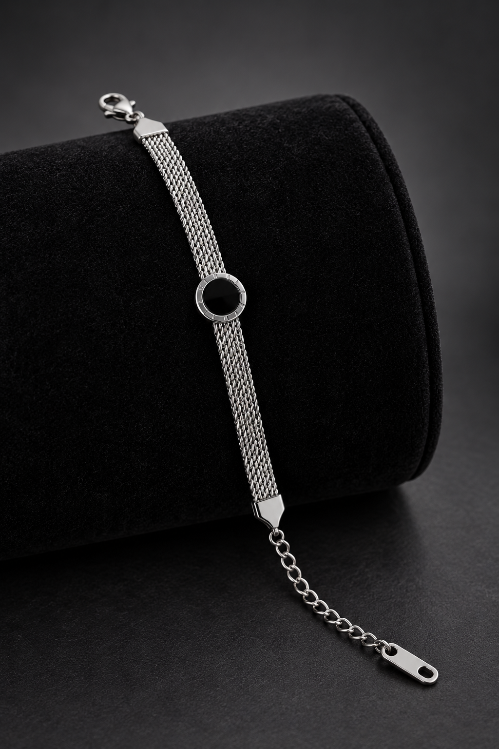 JW25 – Black Medallion Silver-Tone Mesh Bracelet